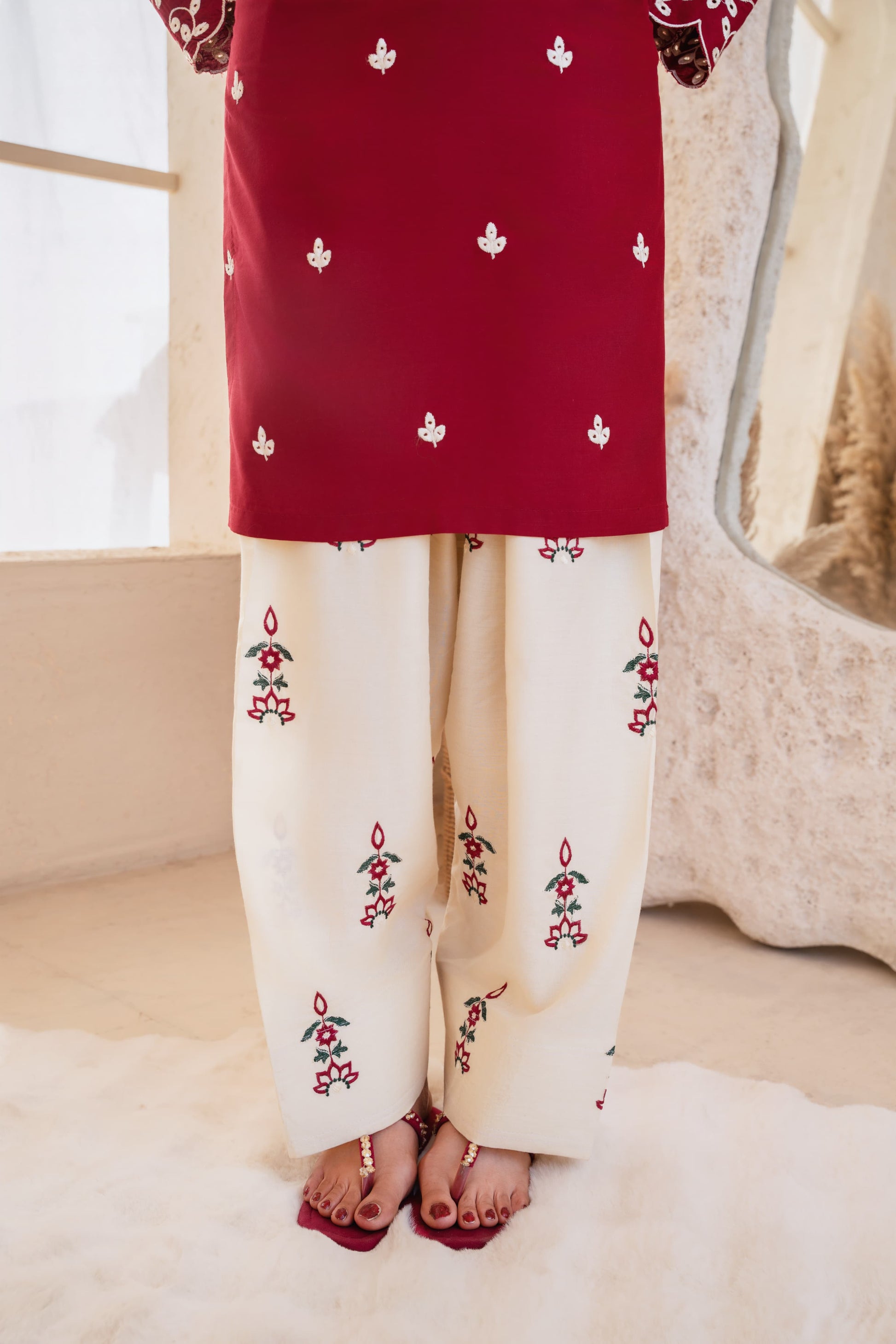 Linen Embroidered-2PC